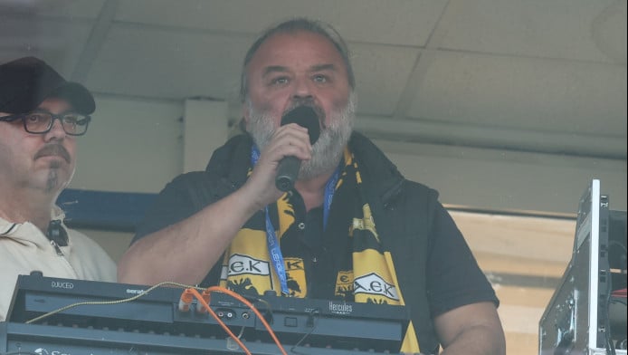 Απίστευτο! Τί έκανε ο Ηλιόπουλος στο Πανθεσσαλικό; Γιατί πήρε το μικρόφωνο