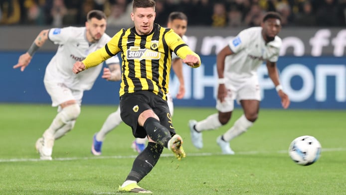 Μεγάλη φάση η Λάρισα - Live: ΑΕΚ-ΑΕΛ 1-0 (Vid)