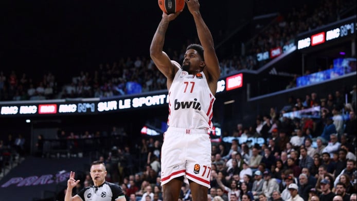 Η ραψωδία τριπόντων του Ολυμπιακού και το σόου Ντόρσεϊ, Πίτερς (Highlights)