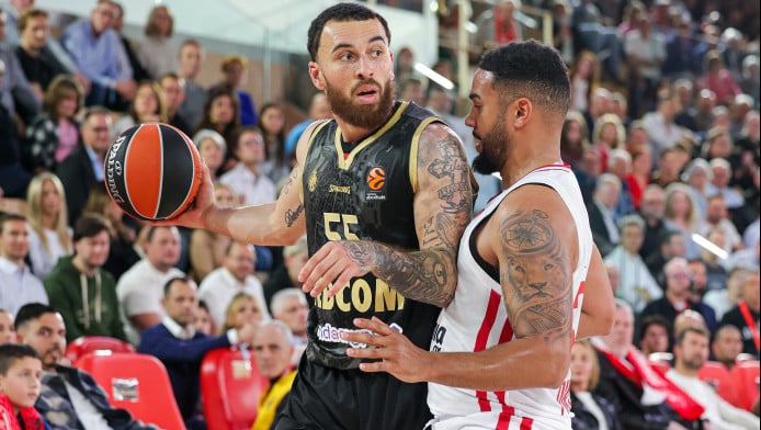 Χαρακίρι Ολυμπιακού στο Μονακό, 3ποντο Μιλουτίνοφ στην τελευταία φάση (HL)