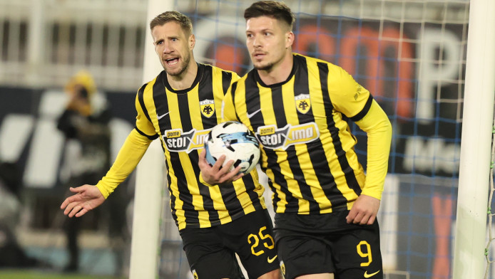 Καρφάκι από την Ώρα για το Χ της ΑΕΚ: "Απώλεια από άμυνα και δοκάρια"