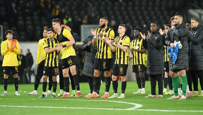 Η αντίδραση των οπαδών της ΑΕΚ στις αποδοκιμασίες στη Νέα Φιλαδέλφεια (Vid)