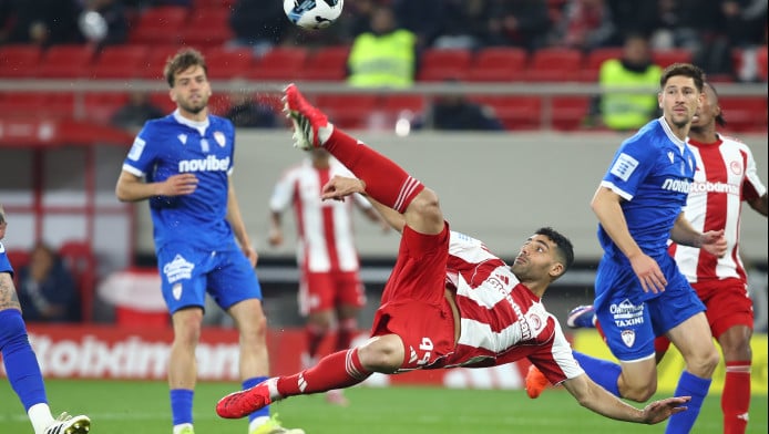 Το ποδόσφαιρο ένωσε έναν Ιρανό και έναν Ισραηλινό στο "Καραϊσκάκης"