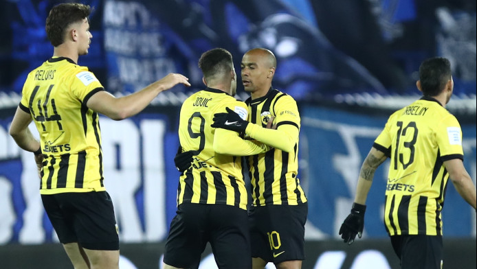 Ατάκα με νόημα από ΑΕΚτζή: "Υπάρχει διαφορά βασικών και αναπληρωματικών"