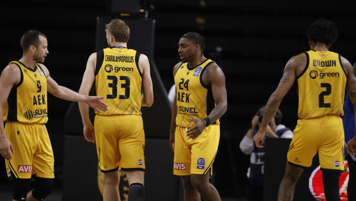 ΑΕΚ – Ηρακλής 100-87: «Καθάρισε» στο δεύτερο ημίχρονο η Βασίλισσα