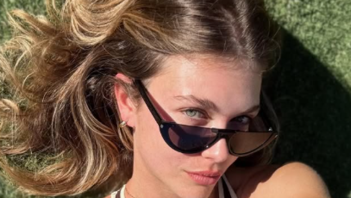 Εκθαμβωτική η Ανδριολάτου με μαύρο φόρεμα στο πάρτι για τα Όσκαρ (ΦΩΤΟ)