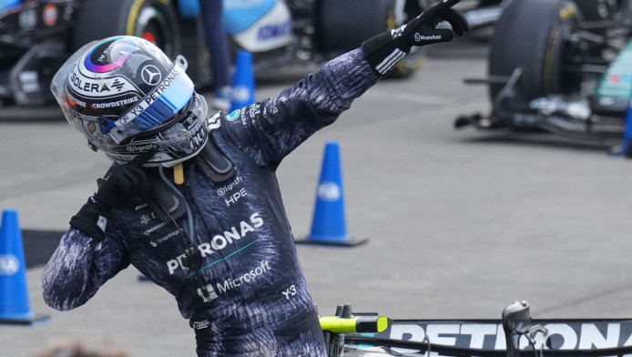 Τρομερός Αντονέλι με δόση... τύχης - Θριάμβευσε και στη Σουζούκα