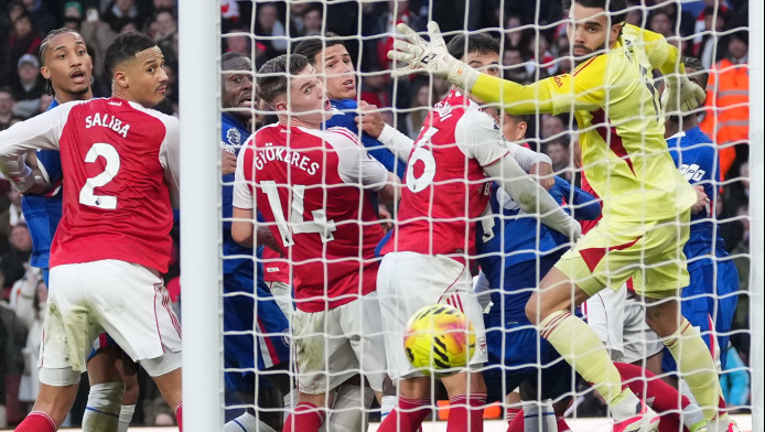 Οι «Βασιλιάδες των Κόρνερ» κράτησαν την κορυφή