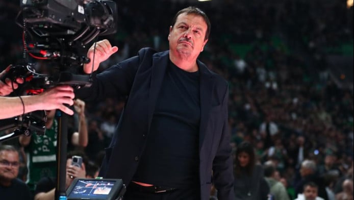 Αποθέωσε τους παίκτες του ο Αταμάν - "Έπαιξαν τρομερά"