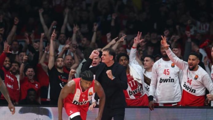 Ο Ολυμπιακός έκανε πλεονέκτημα το μειονέκτημα του!