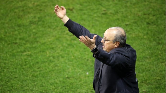 Μπενίτεθ: "Γινόμαστε καλύτεροι" - Γιατί έδωσε συγχαρητήρια στους παίκτες