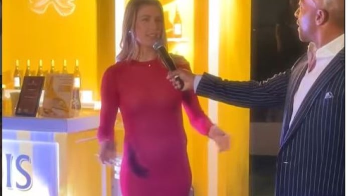 Τολμηρή εμφάνιση αθλήτριας: «Δεν είχα καταλάβει πόσο διαφανές ήταν» (ΦΩΤΟ)