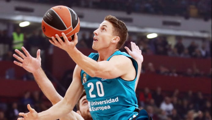 Κάρολ: Η ατάκα για τα λάβαρα 2ης θέσης του Ολυμπιακού και η διαφορά με Ρεάλ