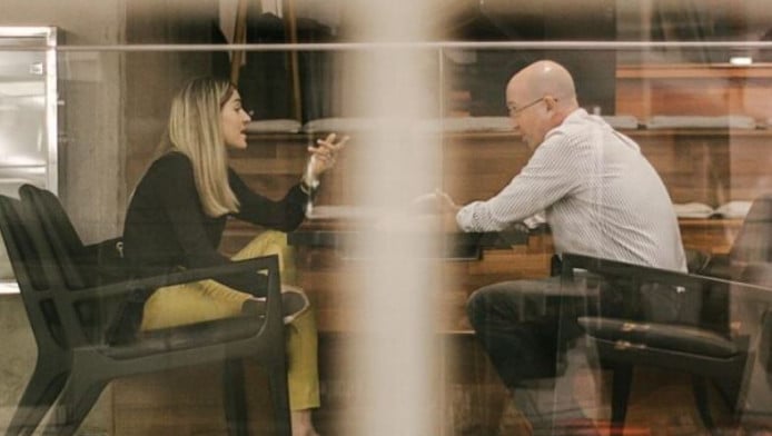 Μην αποκαλύπτεις ποτέ στους άλλους αυτά τα 4 στοιχεία για σένα