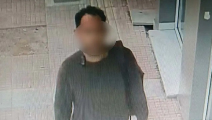 Πειραιάς: Συνελήφθη ο "δράκος" που είχε επιτεθεί σε 7 γυναίκες (ΦΩΤΟ)