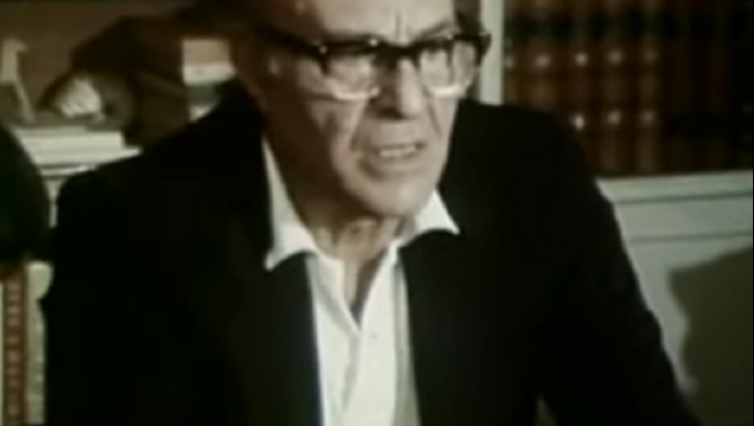 Δεν πάει το μυαλό σου πως έλεγαν τον Ελύτη -Έτσι εμπνεύστηκε το επώνυμό του