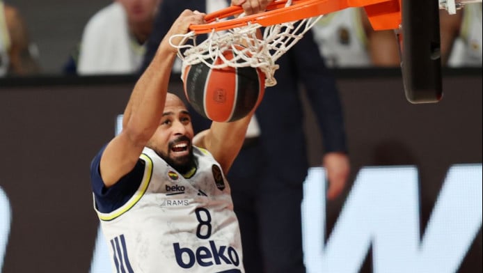 Χόρτον-Τάκερ: «Εγώ και άλλοι τέσσερις οι κορυφαίοι στην Ευρώπη»!