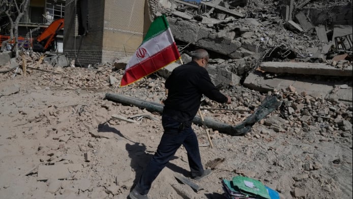 "Η Ελλάδα είναι στόχος": Σοκαριστική δήλωση πρώην διευθυντή της Μοσάντ