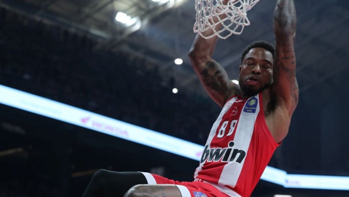 Αναμονή για Τζόουνς στον Ολυμπιακό - Την Τρίτη τα σπουδαία