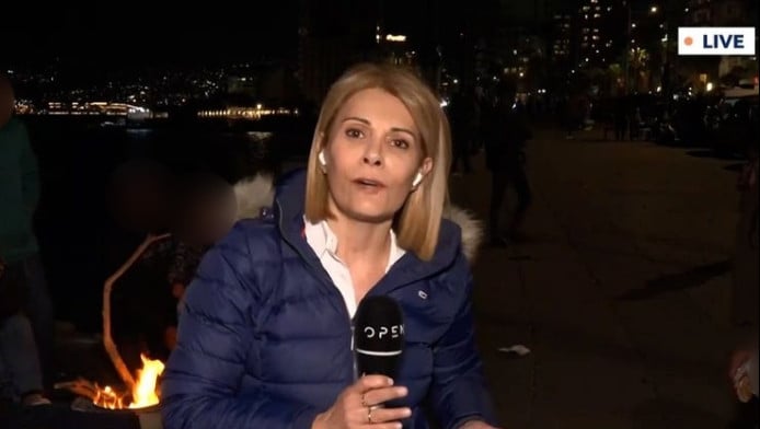 Επίθεση στη Μαρία Καρχιλάκη του Open την ώρα του live - Δείτε ΒΙΝΤΕΟ