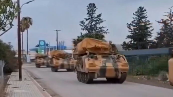 Κύπρος: Προκλητική επίδειξη ισχύος από την Τουρκία στα Κατεχόμενα (ΒΙΝΤΕΟ)