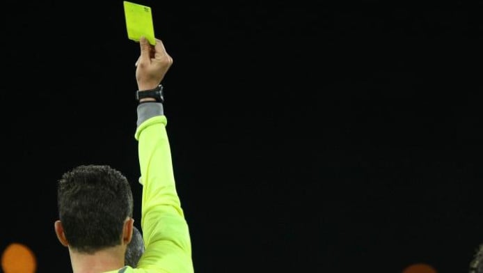 Οι δύο αλλαγές για τις κίτρινες κάρτες στους αγώνες πλέι οφ και πλέι άουτ