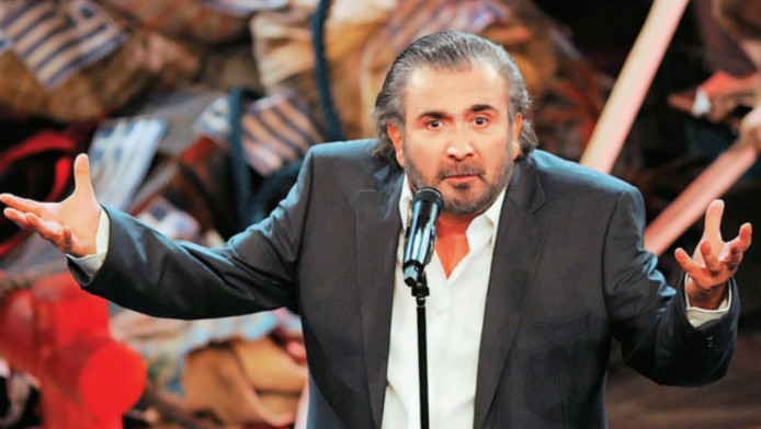 Στα δικαστήρια ο Λάκης Λαζόπουλος - "Είχε και την ταυτότητα μου"! (ΒΙΝΤΕΟ)