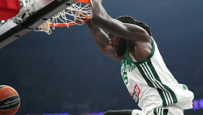 "Έλα Ματίας, κάρφωσε ξανά τους αμφισβητίες στη μούρη"