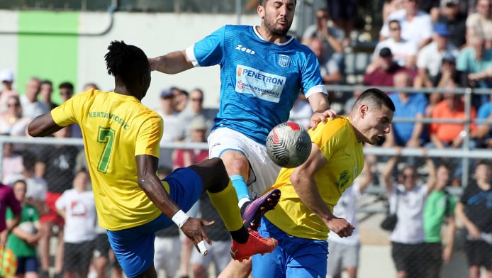 Ο Κώστας Μανωλάς βρήκε την... Ιθάκη του στη Νάξο (ΒΙΝΤΕΟ)