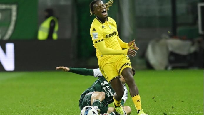 Σε αναμμένα...κάρβουνα στον Άρη - Αγωνία με Φαντιγκά, Μεντίλ