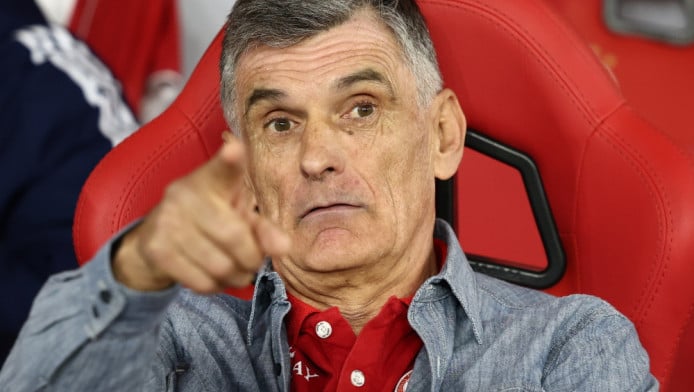 Νεύρα για διαιτητή, έκτακτη σύσκεψη Μεντιλίμπαρ-Γιατί κόπηκε ο Αντρέ Λουίς