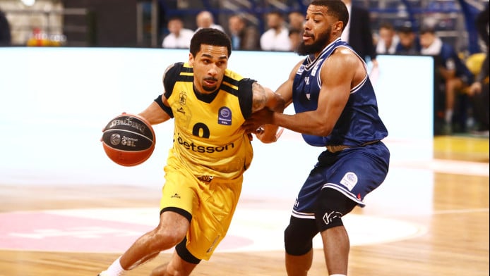 Δεν καταλαβαίνει από απουσίες - Έξι σερί νίκες ο ασταμάτητος Άρης 