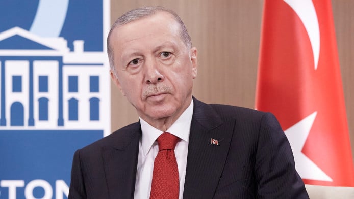 Τουρκία: "Γίγαντας" στα χαρτιά χωρίς αντιαεροπορικούς Patriot!