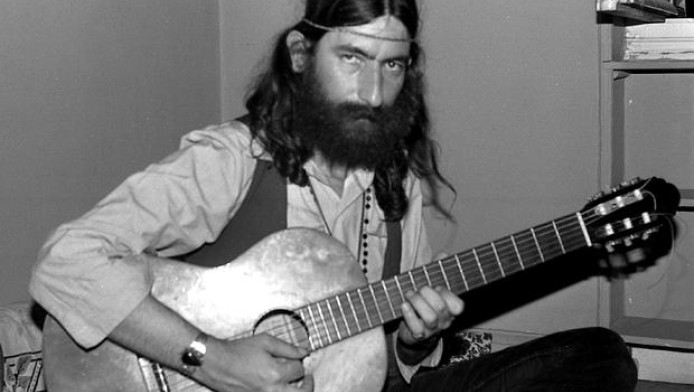 Η μέρα που έσβησε ο Άσιμος, αλλά δεν έπαψε να ενοχλεί!