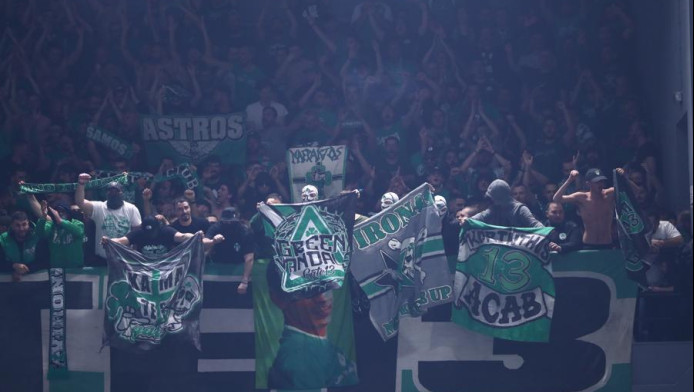 "Καμίνι" η Γλυφάδα - Δυναμικό παρών από τον κόσμο του ΠΑΟ με Βαλεφόλια (vd)