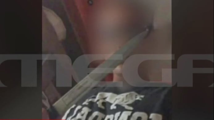 ΣΟΚ! Πόζαρε με μαχαίρι στα Social Media ο δολοφόνος του Κλεομένη