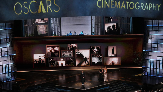 Από την Αθήνα στα Όσκαρ: Η Ελληνίδα που "σάρωσε" τα πάρτι του Χόλιγουντ!