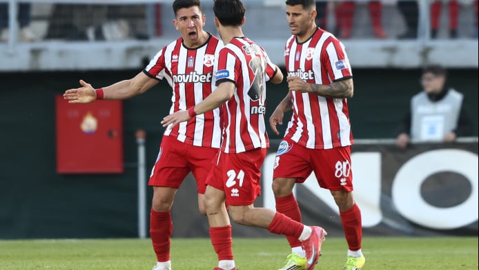 Ο Ντε Μάρκο αγχώνει τον Ολυμπιακό- Γκολ Πανσερραϊκού και φινάλε θρίλερ (VD)