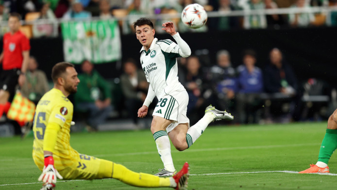 Τρομερή ευκαιρία του Πελίστρι - Κακό τελείωμα σε τετ α τετ! (ΒΙΝΤΕΟ)