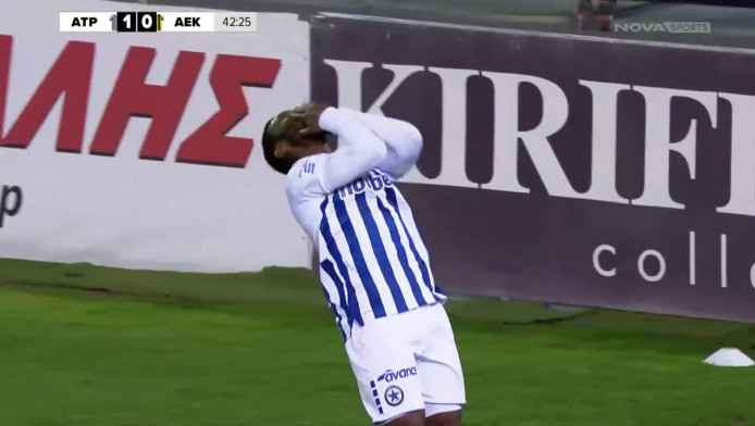 Μεγάλη απόκρουση Στρακόσια, δοκάρι και γκολ... οφσάιντ! (ΒΙΝΤΕΟ)