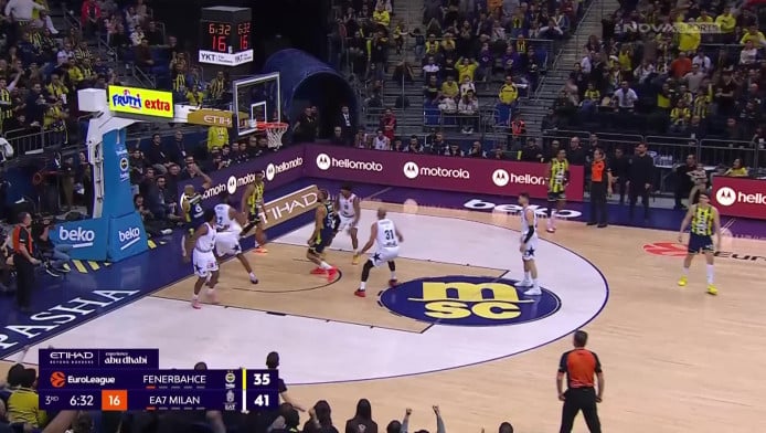 Νίκη με ανατροπή για Φενέρ κόντρα σε Αρμάνι- Νέα παράσταση Χόρτον-Τάκερ(vd)