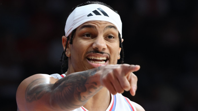 ΠΑΟΚ για Λορέντζο Μπράουν και Καλάθη, Ολυμπιακός για Ρόμπινσον! (Vid)