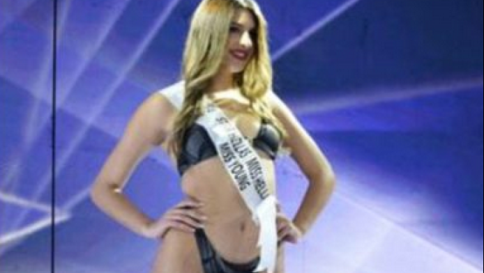 Πλούσιος Έλληνας παντρεύεται την εντυπωσιακή Μπαντέλα - 21 χρόνια μικρότερη