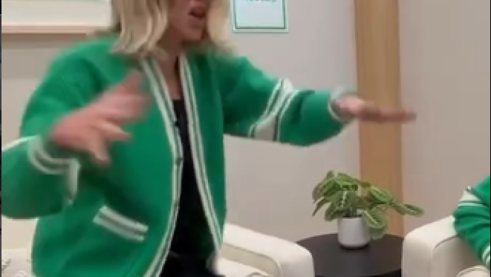 Σκάνδαλο με πασίγνωστη αθλητική δημοσιογράφο μετά το διαζύγιο της! (ΦΩΤΟ)