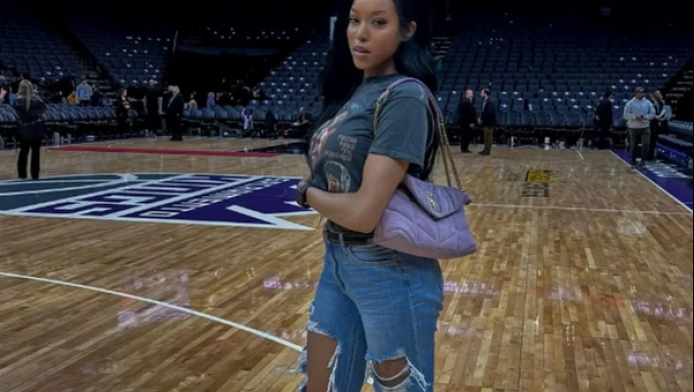 Επίθεση από τη σύζυγο Χολμς σε Παναθηναϊκό: "Είναι ντροπή, όχι οικογένεια"!