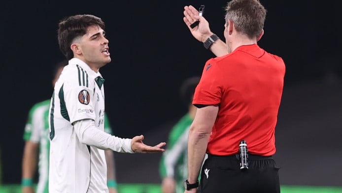 «Χυδαία η διαιτησία, δεν μπορεί να τους νικάει πάντα ο Παναθηναϊκός»!