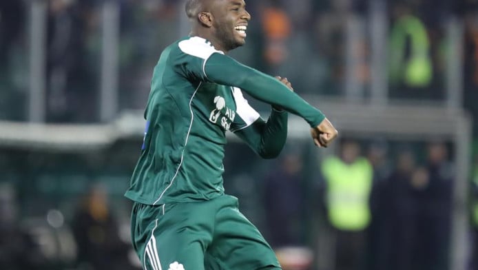 "Η μπάλα βλέπει τον Τετέι και μπαίνει... γκολ"