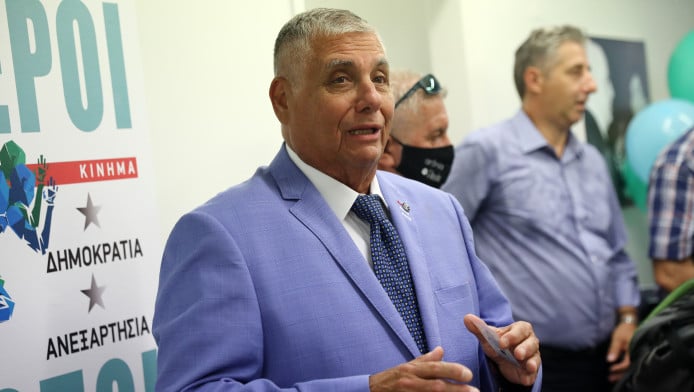 Ελεύθερη η χήρα Τράγκα – Απολογία για "μαύρο" χρήμα 13 εκατ. ευρώ