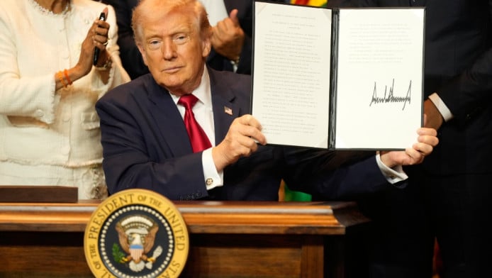 "Σήμερα το Ιράν θα...": Δήλωση που τρομάζει από Τραμπ!