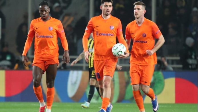 Προβάδισμα με οριακό γκολ η Τσέλιε - "Κοιμήθηκε" η άμυνα της ΑΕΚ (vid)